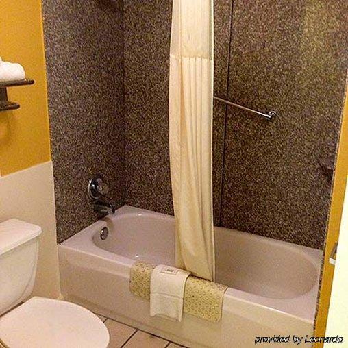Motel 6 Denham Springs, La Экстерьер фото