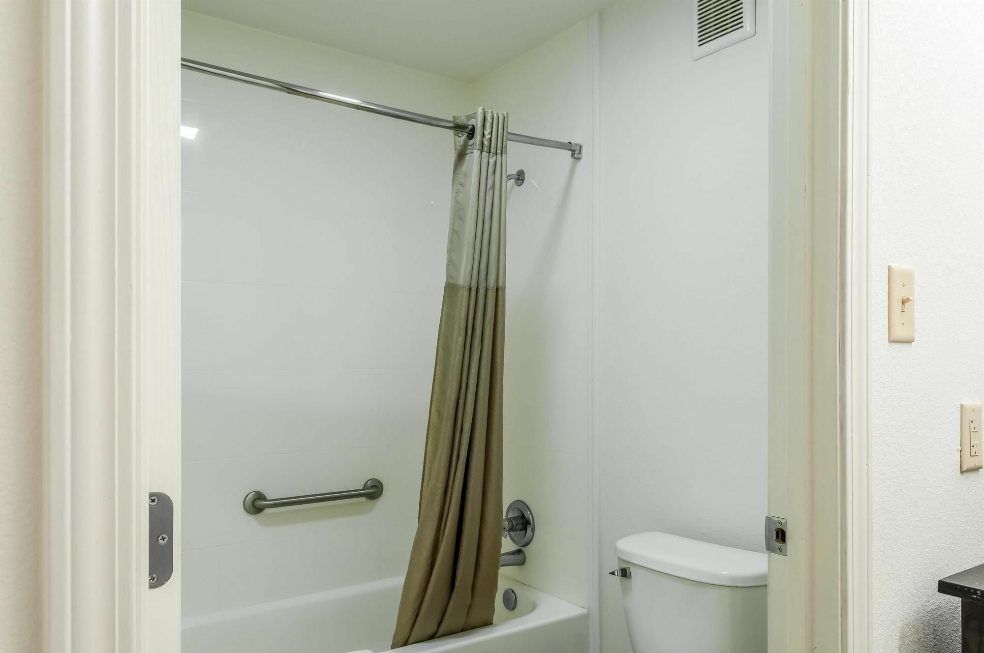 Motel 6 Denham Springs, La Экстерьер фото